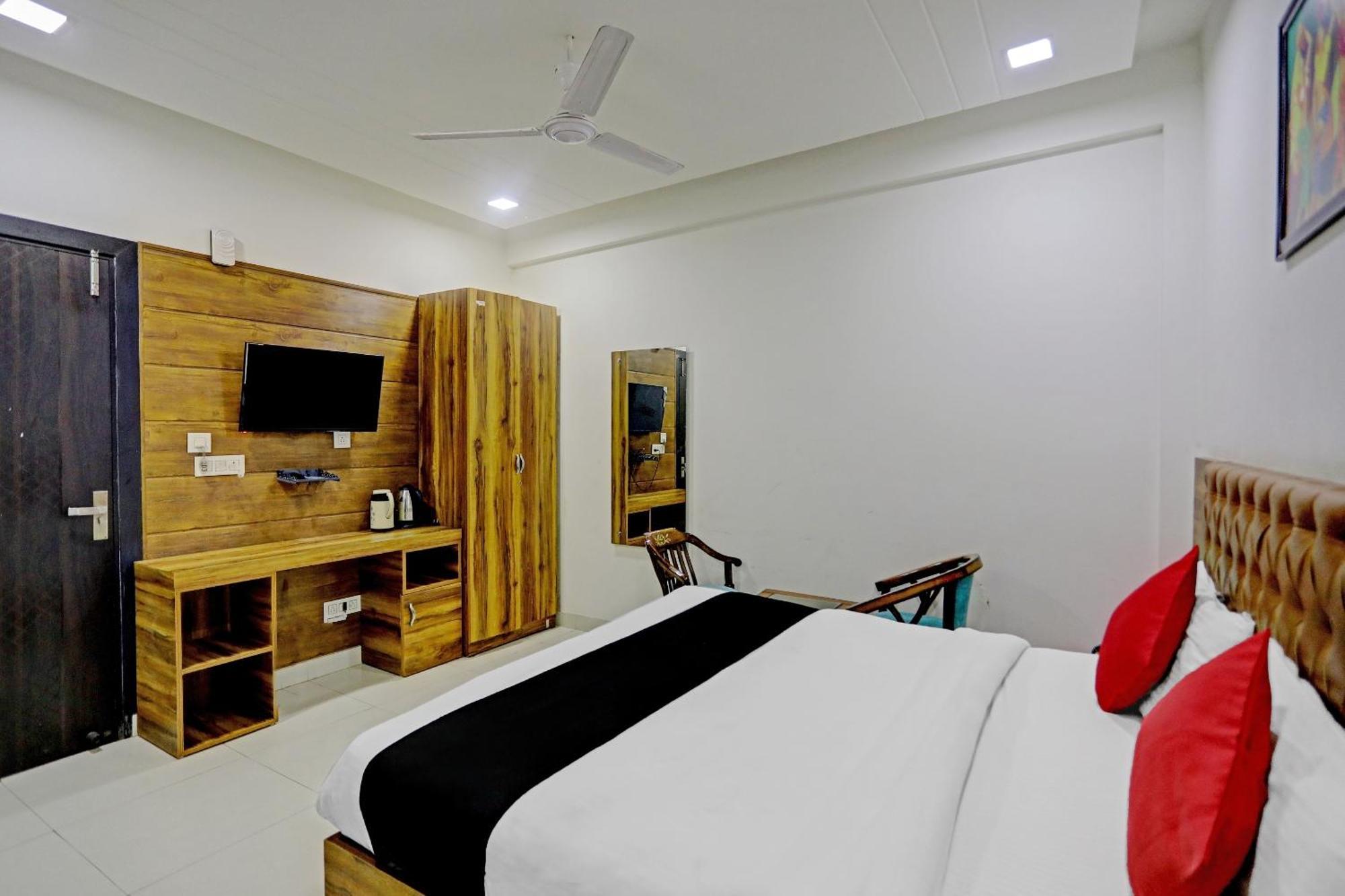 ניו דלהי Hotel O Zion מראה חיצוני תמונה